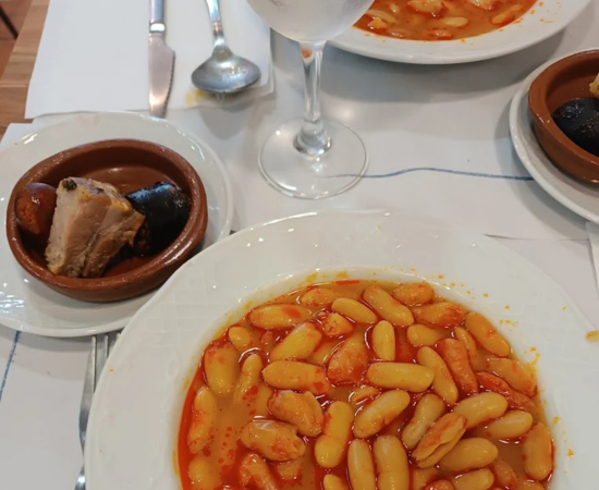 Comidas Cafetería Victoria en Gijón