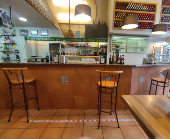 Interior Cafetería Victoria en Gijón