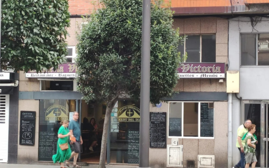 Fachada Cafetería Victoria en Gijón