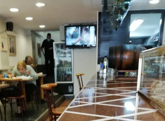 Interior Cafetería Victoria en Gijón